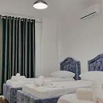 Muka דירה *