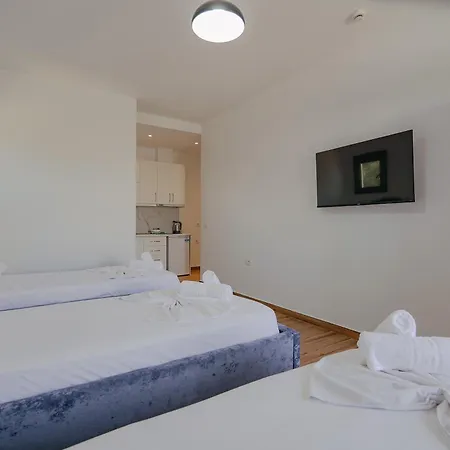 Muka 卡萨米尔
